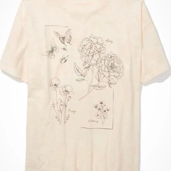 American Eagle Outfitters Cream Short-Sleeve Tee with Black Floral Sketch - Picture 4 of 5
